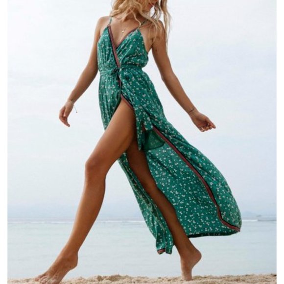 Billabong Dresses & Skirts - NEW! Billabong Soft Seas Dress